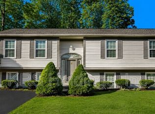 14406 Surrydale Dr, Woodbridge, VA 22193
