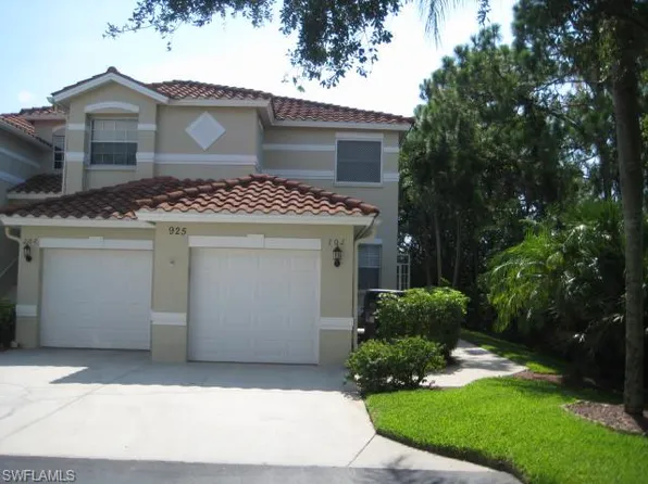 925 Eastham Way APT 102, Naples, FL 34104