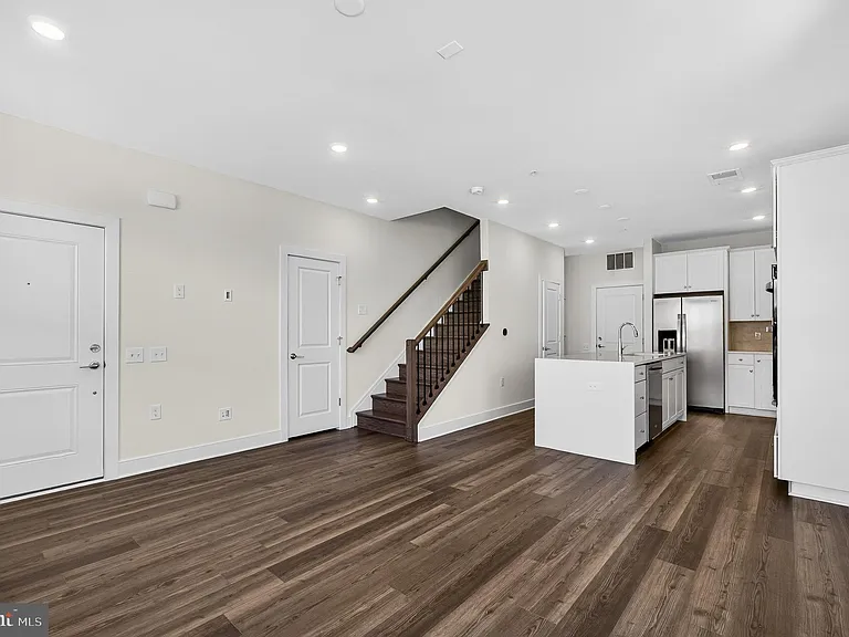 19808 Lavender Dust Sq — Photo 7
