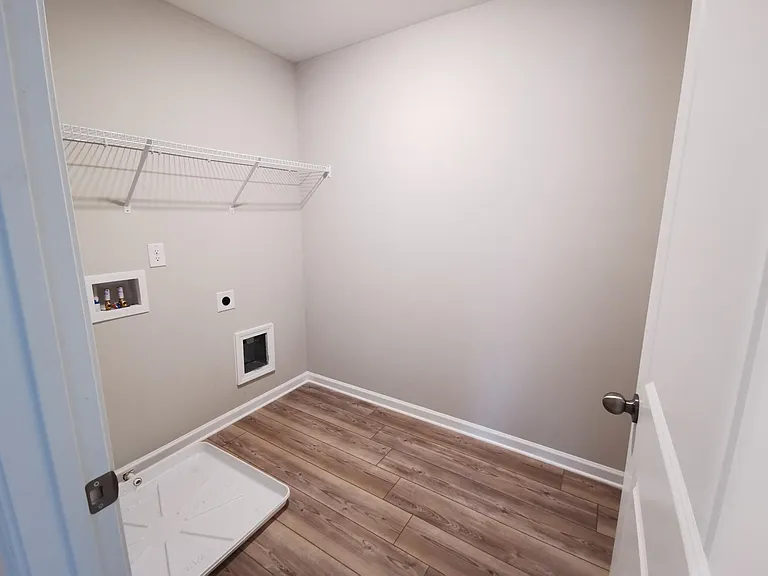 292 Golden Eagle Pkwy — Photo 17