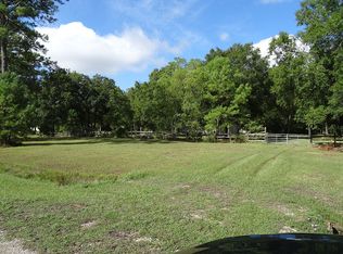 Indian Trails Dr, Wallisville, TX 77597