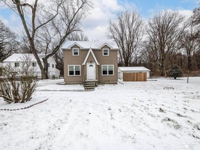 3157 Maplewood Ave, Lambertville, MI, 48144