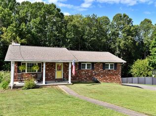 1127 Deerfield Dr, Fairmont, WV 26554