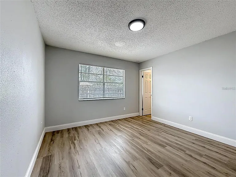 8940 SE 88th St — Photo 8