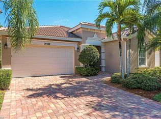 14528 Sterling Oaks Dr, Naples, FL 34110
