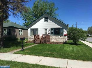 900 10th St, International Falls, MN 56649