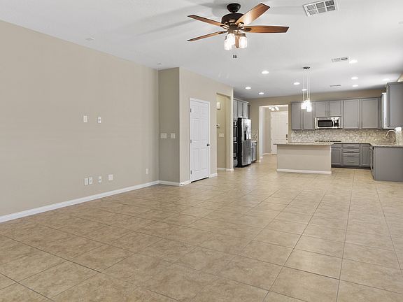 2nd image of 10731 Niobrara Ave