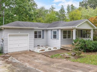 3860 Fairfax Dr, Chattanooga, TN 37415