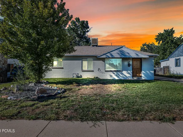 63 Airlane Dr, Clearfield, UT 84015