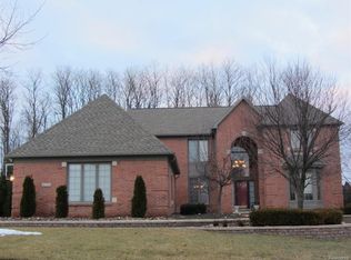 47350 Baker St, Novi, MI 48374