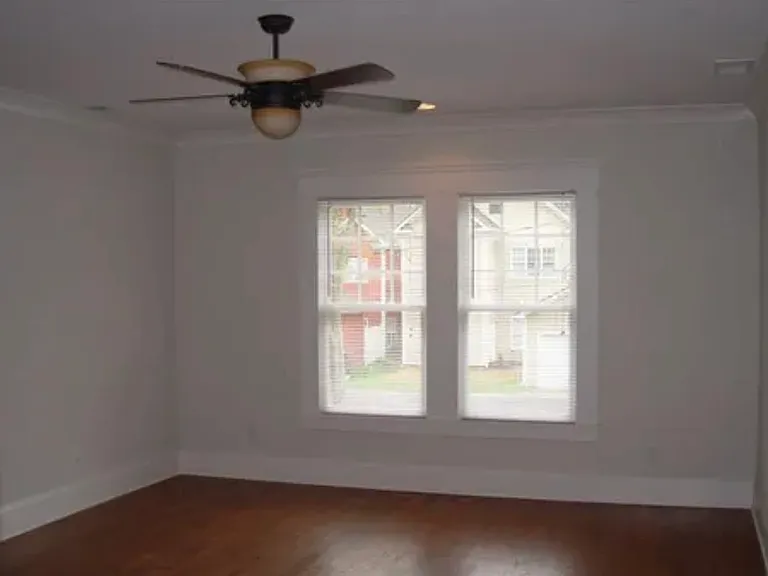 600 Woodruff Pl #B — Photo 8
