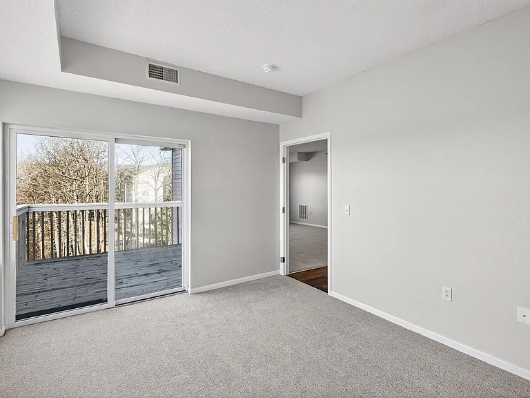 Lake Susan Apartments — Photo 46