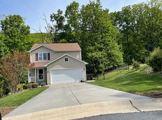 429 Campbell St, Staunton, VA 24401