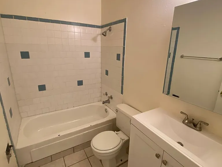 449 Charleston St SE — Photo 9