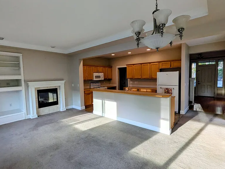 1434 Cherry Ave — Photo 11
