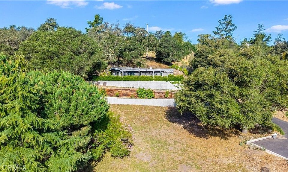 1st image of 571 Corralitos Rd