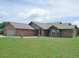 403 Terry Point Rd, Dandridge, TN 37725