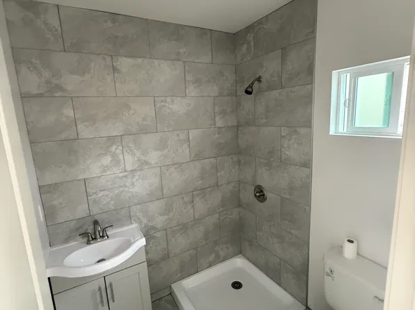 3059 Sycamore Ave #A, La Crescenta, CA 91214