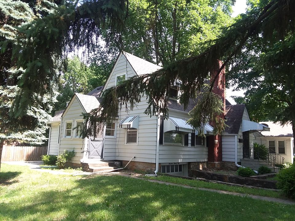 1st image of 1420 S Dodgion Ave