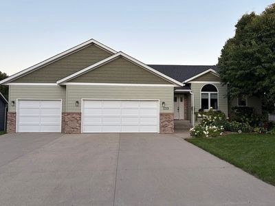 1519 Pine Ridge Rd, Brookings, SD, 57006
