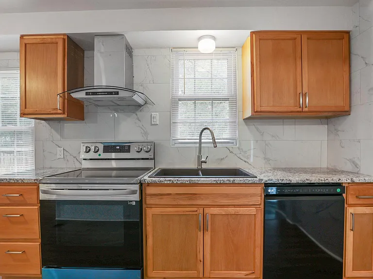 1778 Kenny Rd — Photo 9