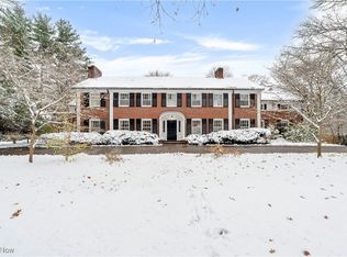 2166 Ridgewood Rd, Akron, OH 44313