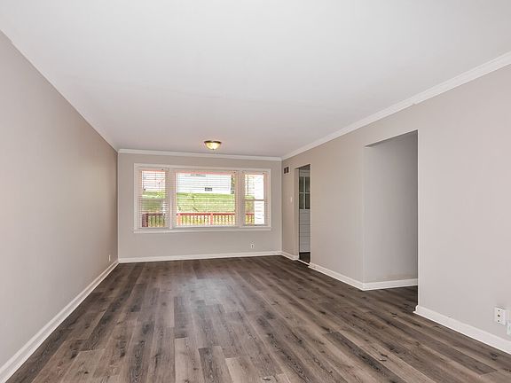 5th image of 1437 Ballard Dr