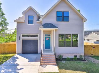 540 Perrin Dr, Arabi, LA 70032