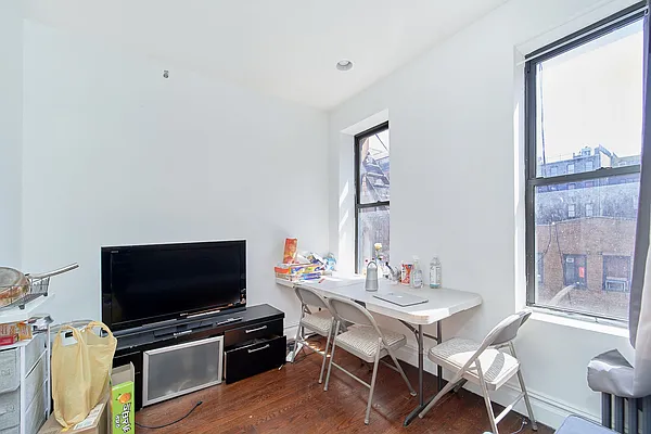 Rented by Living New York | media 30