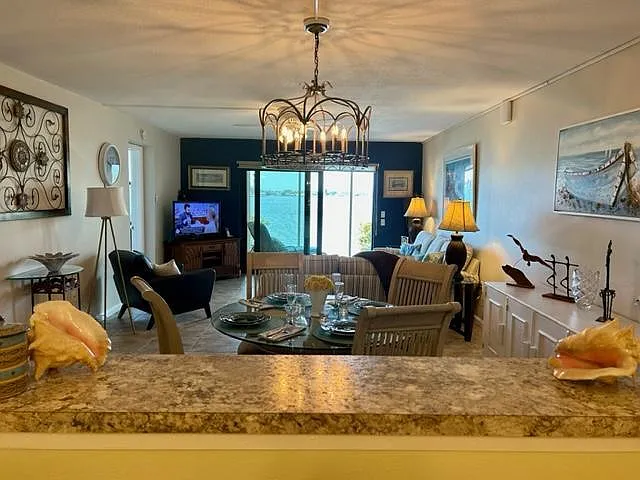 7700 Sun Island Dr S #105 — Photo 19