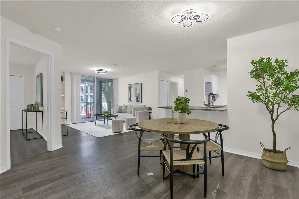 Building Photo - 7606 Pissarro Dr #14204