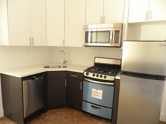 Rented by Bohemia Realty Group | media 26