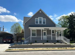 14 S Market St #1, Mascoutah, IL