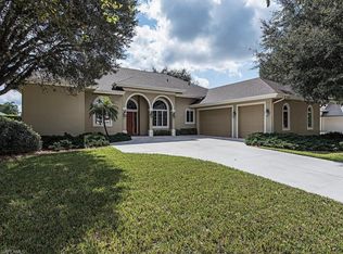 2120 Imperial Cir, Naples, FL 34110