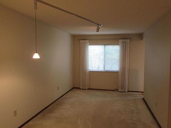 5th image of 6279 Bidwell Ln