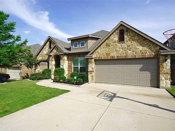 2nd image of 3521 Saratoga Downs Way