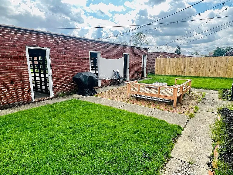 1676 Westwood Ave #A — Photo 8