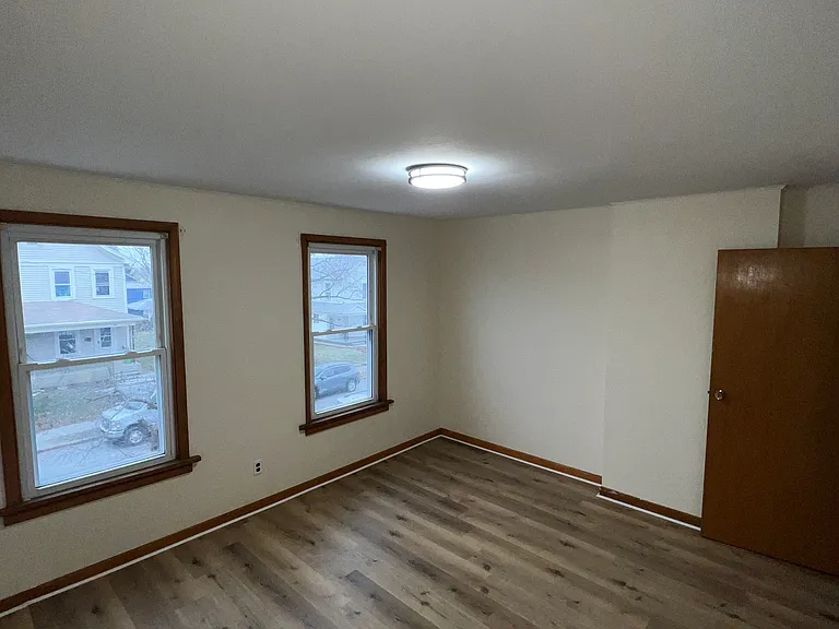 144 Notre Dame Ave #144 — Photo 7