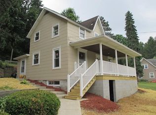 6110 Shearsburg Rd, Leechburg, PA 15656