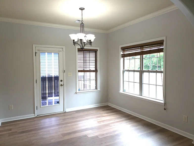 1394 Raven Rd — Photo 6