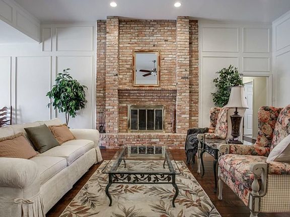4th image of 18116 Aramis Ln