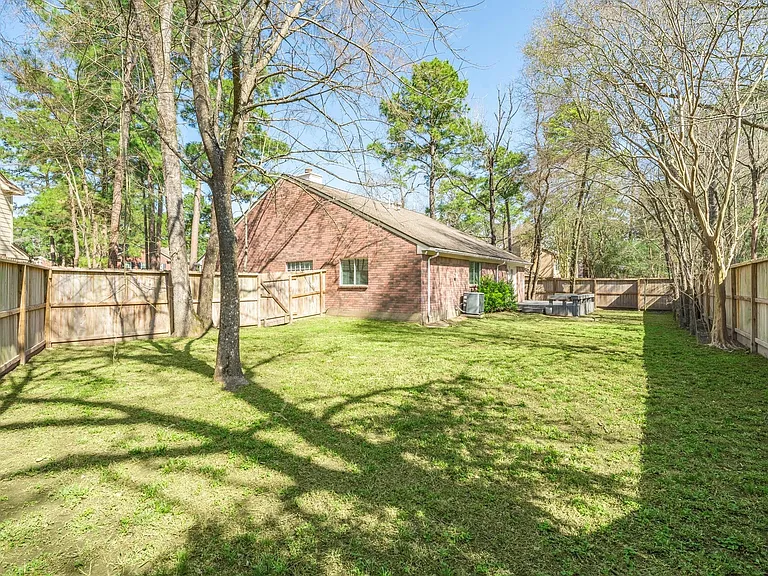 23 E Stony Bridge Cir — Photo 31