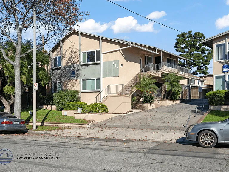 835-845 Glenway Dr. — Photo 11