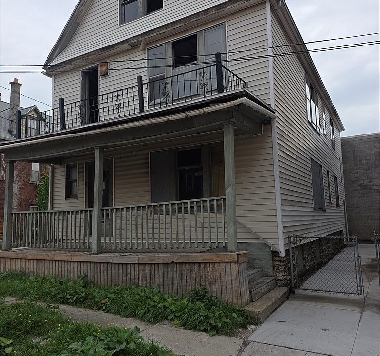 1st image of 75 Sherman St