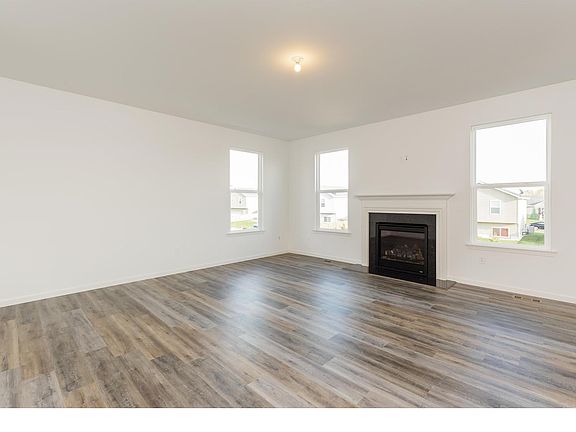 Great Room with Gas Fireplace