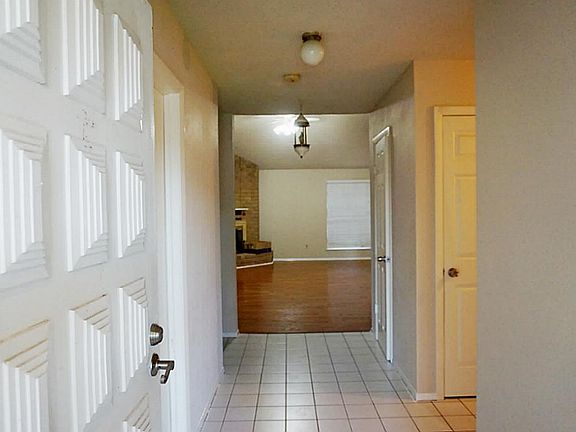 4th image of 8707 Bird Forest Dr