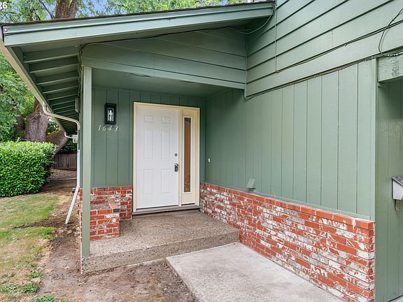 2nd image of 1641 NW Kings Blvd