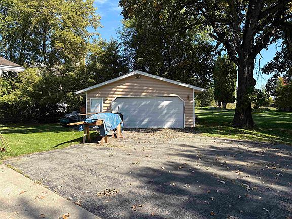 3rd image of 3956 County Road G