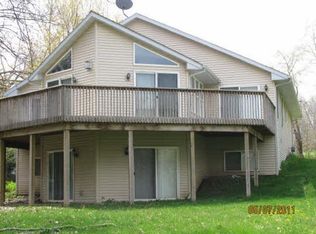 426 Lockwood Rd, Davis, IL 61019