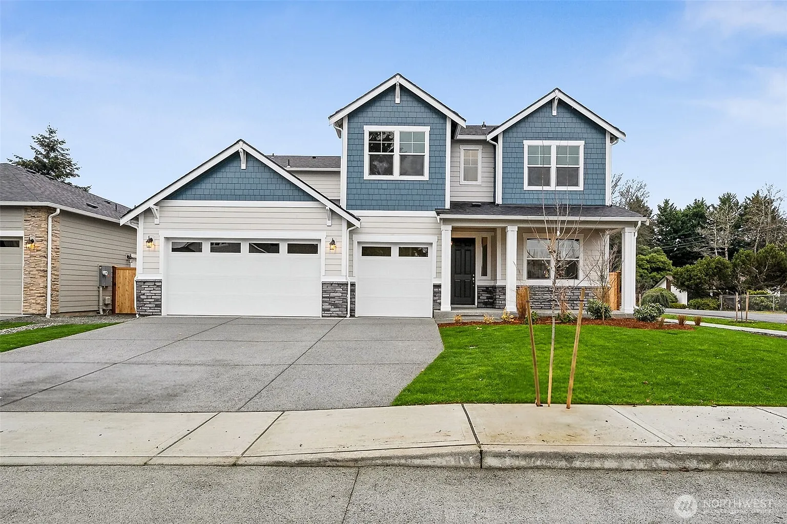 2213 Oak Court #11 photo 1